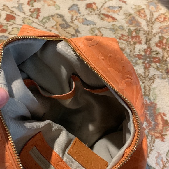 Valentina Sling Purse - Picture 7 of 9